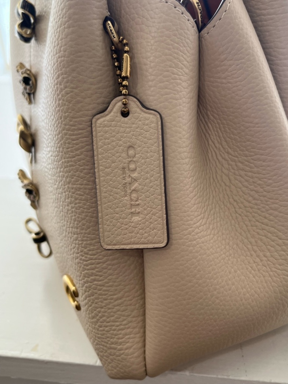 Coach Lana Shoulder Bag 23 In Ivory with Bow Accents - Picture 5 of 11